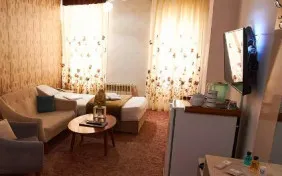 اتاق یک تخته (اقامت تک)