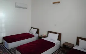 اتاق چهارتخته (اقامت با صبحانه)