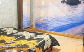 سوئیت یکخوابه پنج نفره همکف (استخر آب درمانی) (اقامت بدون صبحانه)