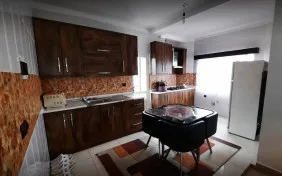 سوئیت یکخوابه پنج نفره ویژه (اقامت با صبحانه)