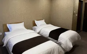 اتاق دوتخته توئین (اقامت با صبحانه)