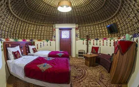 اتاق دو نفره توئین (اقامت با صبحانه)