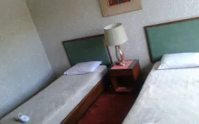 اتاق سه تخته (اقامت با صبحانه)