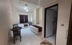 اتاق سه تخته طبقه دوم (اقامت باصبحانه)