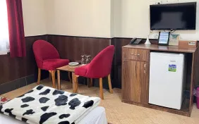 اتاق یک تخته (اقامت با صبحانه)