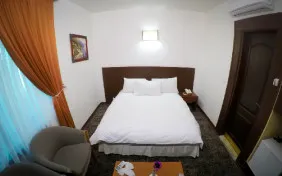 اتاق دو تخته دبل رویال (اقامت با صبحانه)