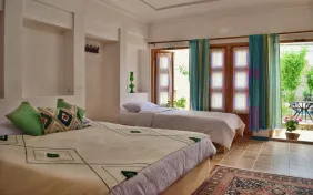 اتاق سه تخته الماس (اقامت با صبحانه)