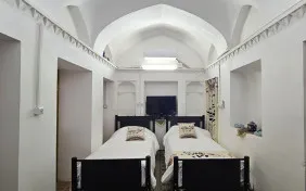 اتاق دوتخته توئین شاخه نبات(بدون سرویس) (اقامت باصبحانه)