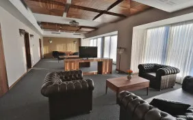 سوئیت پرزیدنت چهار نفره (طبقه 12) (5ستاره) (اقامت با صبحانه)