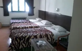 اتاق سه تخته (اقامت)