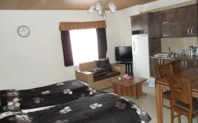 سوئیت دو تخته توئین (اقامت)