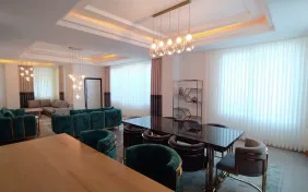 سه خوابه شش تخته تریپلکس (اقامت با صبحانه)