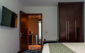 سوئیت یک خوابه دو نفره (اقامت صبحانه)