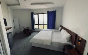 اتاق چهارتخته روبه دریا (اقامت با صبحانه)