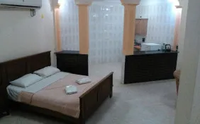 سوئیت یک خواب دو تخته (اقامت با صبحانه)