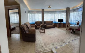 سوئیت سه خوابه شش نفره (اقامت با صبحانه)