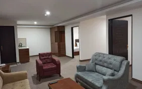 سوئیت شش تخته (اقامت با صبحانه)