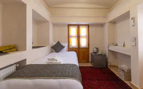 اتاق 116 گوشواره شاهنشین (اقامت با صبحانه)