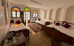 اتاق چهار تخته استاندارد (اقامت با صبحانه)