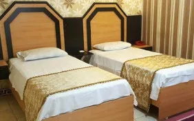 سوئیت یک خوابه پنج نفره (اقامت با صبحانه)