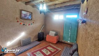 اتاق 10 متری دارای سرویس بهداشتی اختصاصی (طبقه دوم)