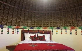 اتاق دوتخته برای یک نفر (اقامت با صبحانه)