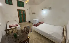 اتاق سه تخته صنوبر (اقامت با صبحانه)