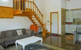 ویلای دوبلکس سه خوابه هشت نفره (اقامت با صبحانه)