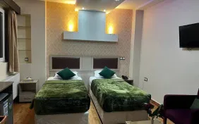 اتاق دو تخته توئین (اقامت با صبحانه)