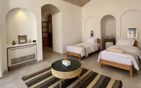 اتاق چهارتخته آشیانه پرسوک (اقامت با صبحانه)