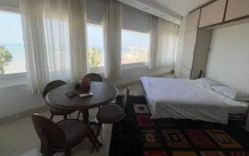 اتاق سه تخته vip (اقامت با صبحانه)