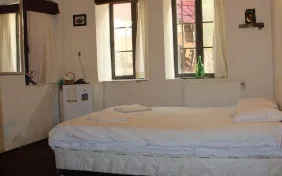 اتاق دو تخته حسین پناهی (اقامت با صبحانه)