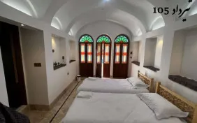 اتاق دوتخته توئین حیاط (اقامت با صبحانه)