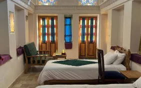 اتاق سه تخته (اقامت با صبحانه)