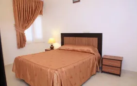 اتاق سه تخته (اقامت با صبحانه)