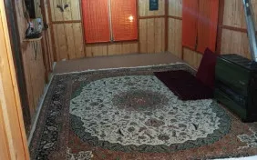 سوئیت بابونه سه نفره (یک تخت دو نفره +سرویس کف خواب) (اقامت با صبحانه)