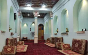 اتاق سه نفره کفخواب قمری (اقامت باصبحانه)