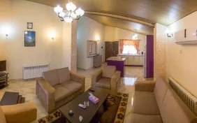 ویلا دوخوابه پنج تخته لوکس (اقامت با صبحانه)