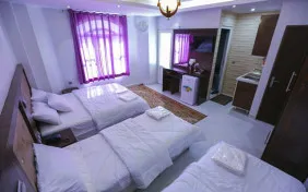 اتاق چهار تخته (اقامت با صبحانه)