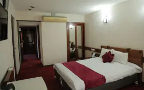 اتاق دوتخته دبل (اقامت با صبحانه)