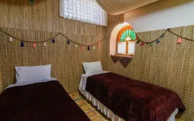 اتاق دو تخته اسلیمی (اقامت با صبحانه)