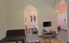 اتاق چهار تخته (اقامت با صبحانه)