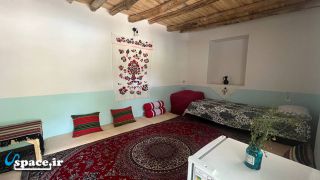 اتاق یک تخته ماه صنم فاقد سرویس بهداشتی اختصاصی (همکف)