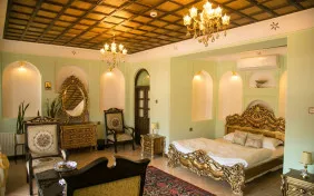 سوئیت شش نفره دیار (اقامت با صبحانه)