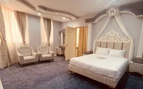 سوئیت پرزیدنت (اقامت با صبحانه)