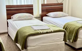 اتاق دو تخته (اقامت با صبحانه)