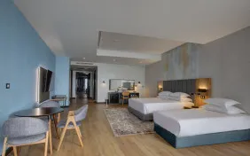 اتاق سه تخته استاندارد ویو جنگل طبقات 2 تا 8 (اقامت باصبحانه)