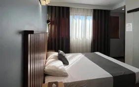 اتاق دوتخته دبل لوکس (اقامت با صبحانه)