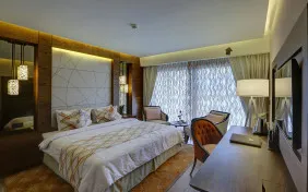 اتاق دوتخته دبل بال شرقی(بازسازی شده) دریا (اقامت با صبحانه)