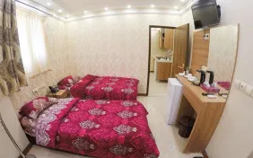 اتاق چهار تخته معمولی با آشپزخانه (اقامت با صبحانه)